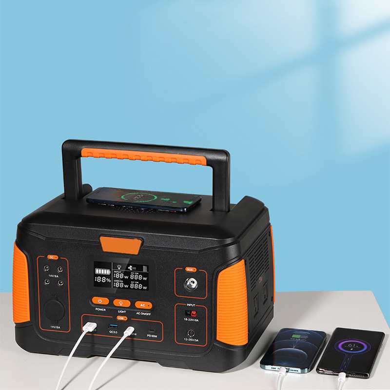 Outdoor Power Bank With Ac Outlet - Generator solarny z możliwością ładowania, zasilany